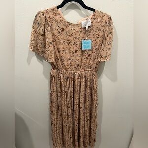 Women’s brand new Hayden floral midi dress, size small, new with tags